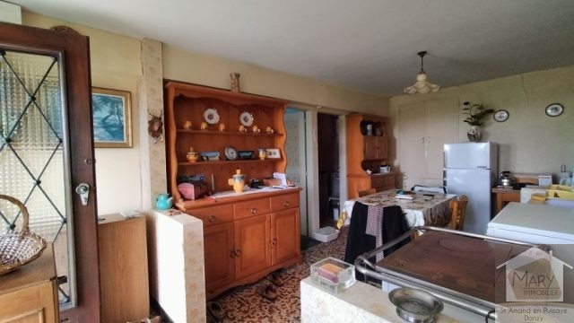 Réf 2653 SECTEUR SAINT AMAND EN PUISAYE