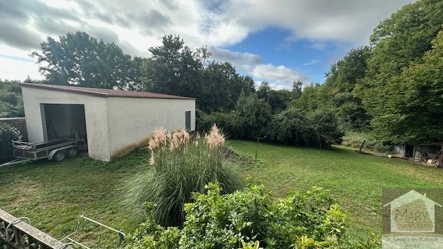 Réf 2312 SAINT AMAND EN PUISAYE