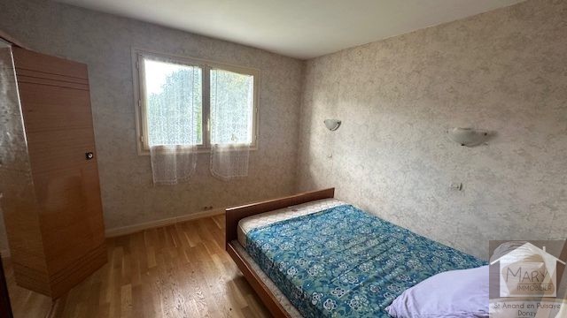 Réf 2312 SAINT AMAND EN PUISAYE