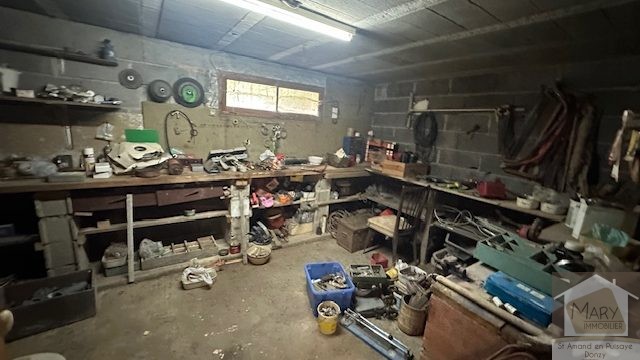 Réf 2312 SAINT AMAND EN PUISAYE