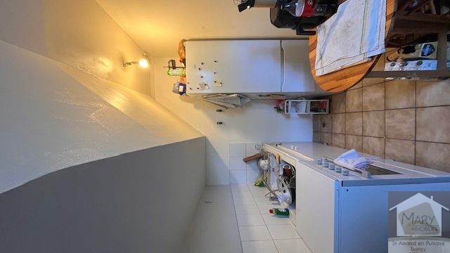 Réf 2315 SAINT AMAND EN PUISAYE