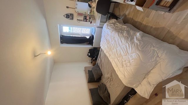 Réf 2315 SAINT AMAND EN PUISAYE