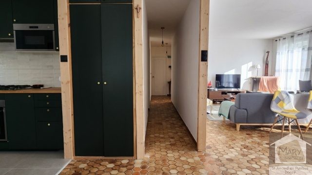 Réf 2670 Saint Sauveur en Puisaye