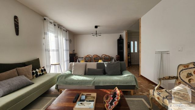 Réf 2670 Saint Sauveur en Puisaye