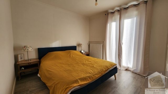 Réf 2670 Saint Sauveur en Puisaye