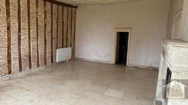 Réf. 2841 Saint Malo en Donziois