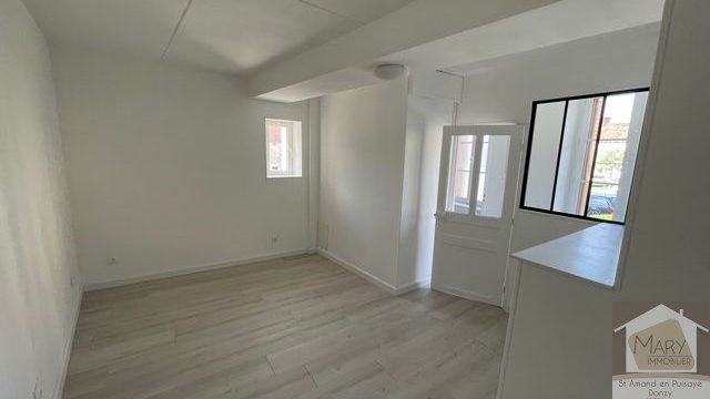 Réf 2095   DAMPIERRE SOUS BOUHY