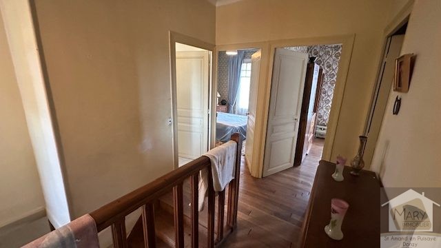 Réf 2323 SAINT AMAND EN PUISAYE Réf 2323 SAINT AMAND EN PUISAYE