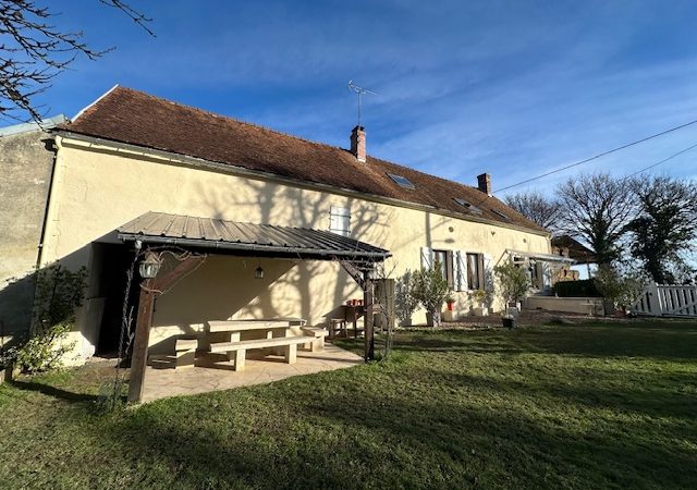 Réf 2325  Secteur BOUHY