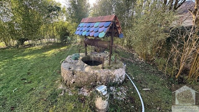 Réf 2325 Secteur BOUHY Réf 2325 Secteur BOUHY