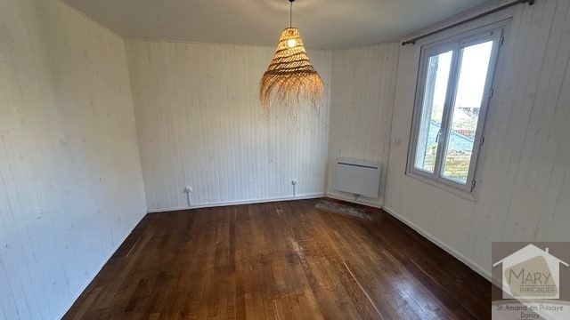 Réf 2327 SAINT AMAND EN PUISAYE Réf 2327 SAINT AMAND EN PUISAYE