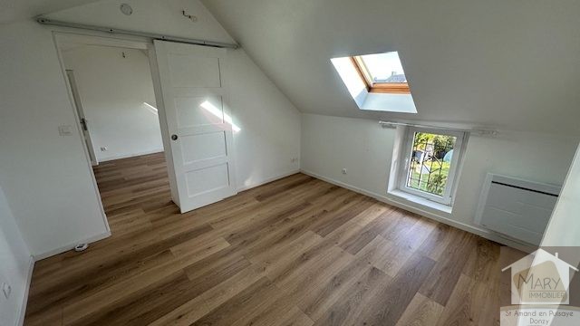 Réf 2327 SAINT AMAND EN PUISAYE Réf 2327 SAINT AMAND EN PUISAYE