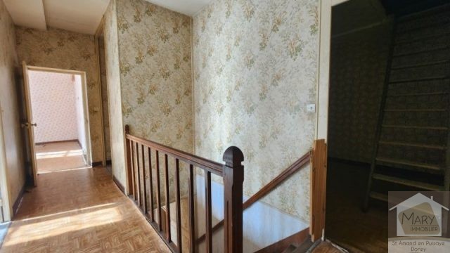 Réf 2672 SAINT AMAND EN PUISAYE