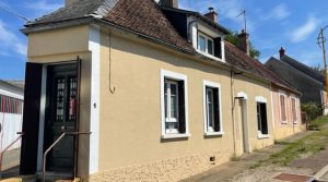 Réf 2329 SAINT AMAND EN PUISAYE