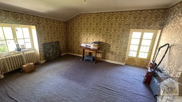 Réf 2338 SAINT SAUVEUR EN PUISAYE