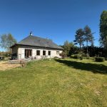 Réf 2335  SAINT AMAND EN PUISAYE