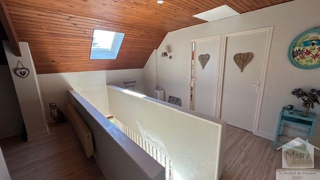 Réf 2335  SAINT AMAND EN PUISAYE