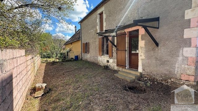 Réf 2334 Secteur Saint Amand en Puisaye