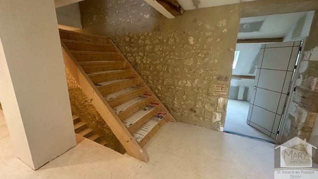 Réf 2337  SAINT SAUVEUR EN PUISAYE