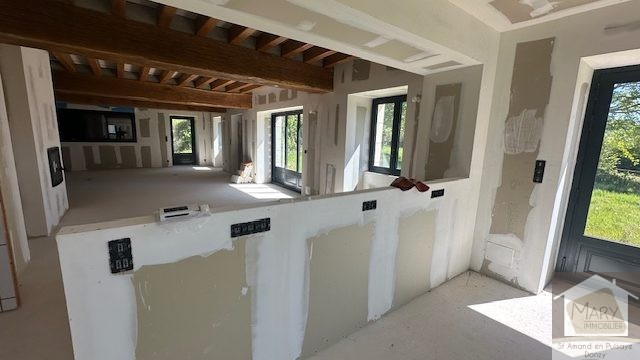 Réf 2337  SAINT SAUVEUR EN PUISAYE