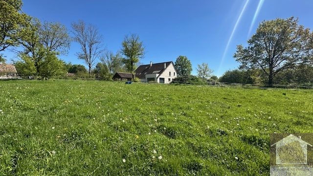 Réf 2337  SAINT SAUVEUR EN PUISAYE