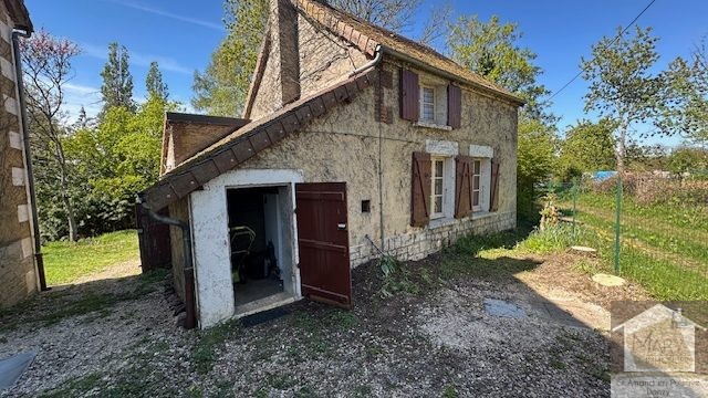 Réf 2338 SAINT SAUVEUR EN PUISAYE