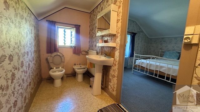 Réf 2338 SAINT SAUVEUR EN PUISAYE