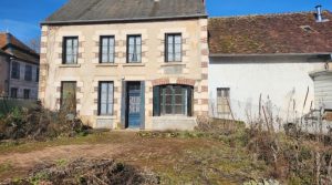 Réf 2672 SAINT AMAND EN PUISAYE