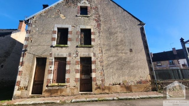 Réf 2672 SAINT AMAND EN PUISAYE
