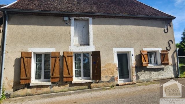 Réf 2673 SAINT AMAND EN PUISAYE