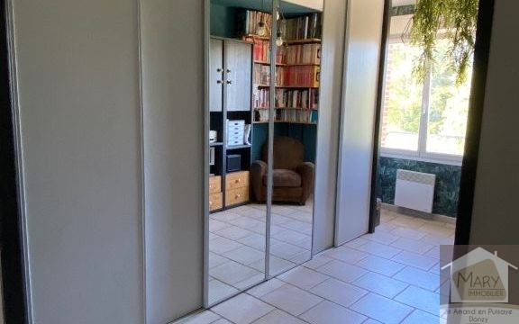 Réf 2342 SAINT AMAND EN PUISAYE