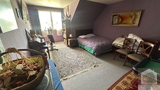 Réf 2340 SAINT AMAND EN PUISAYE