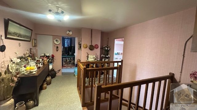 Réf 2340 SAINT AMAND EN PUISAYE