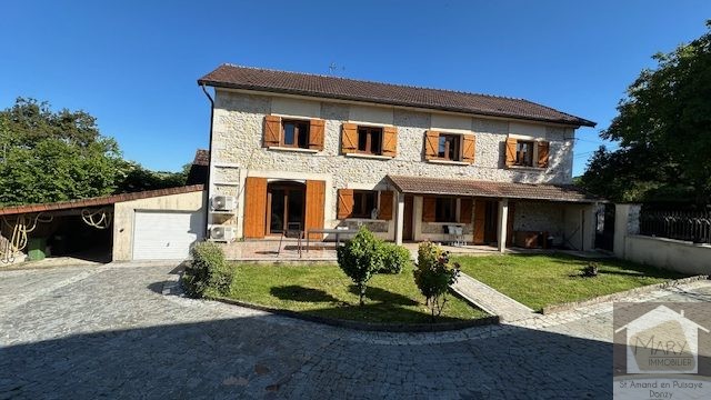 Réf 2344  Secteur SAINT AMAND EN PUISAYE