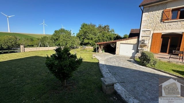 Réf 2344  Secteur SAINT AMAND EN PUISAYE