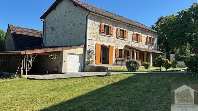 Réf 2344  Secteur SAINT AMAND EN PUISAYE