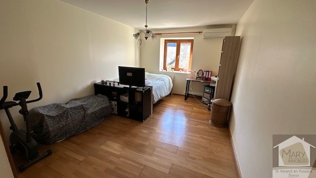 Réf 2344  Secteur SAINT AMAND EN PUISAYE