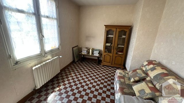 Réf 2347 SAINT AMAND EN PUISAYE