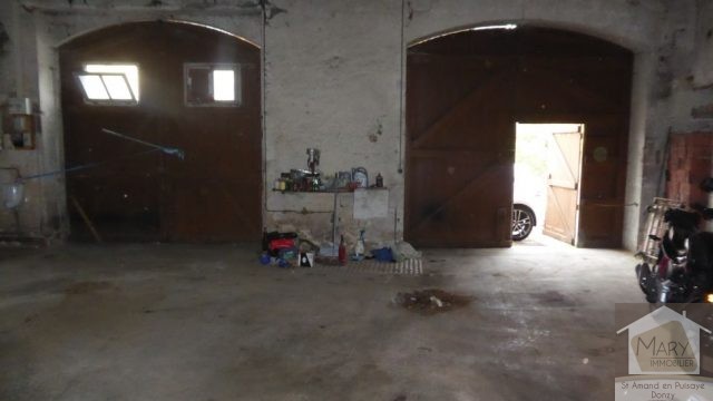 Réf 2353 SAINT AMAND EN PUISAYE