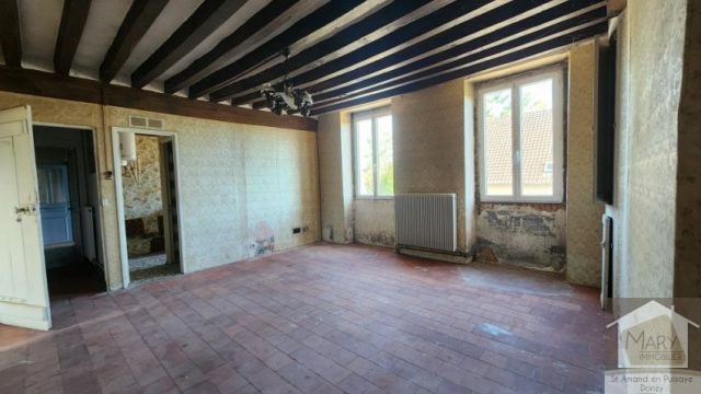 Réf 2676 SAINT AMAND EN PUISAYE