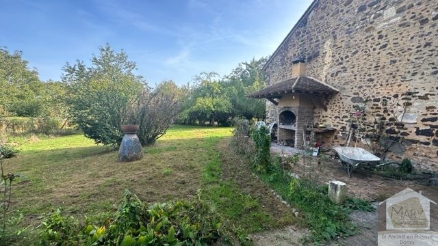 Réf 2350 SAINT AMAND EN PUISAYE Réf 2350 SAINT AMAND EN PUISAYE