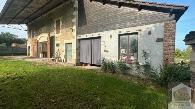 Réf 2350 SAINT AMAND EN PUISAYE Réf 2350 SAINT AMAND EN PUISAYE
