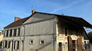 Réf 2350 SAINT AMAND EN PUISAYE