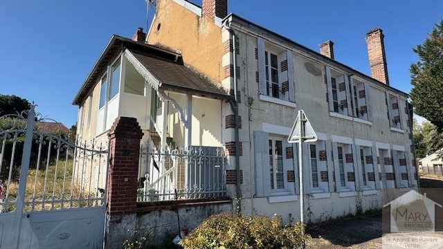 Réf 2354 SAINT AMAND EN PUISAYE
