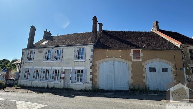 Réf 2353 SAINT AMAND EN PUISAYE