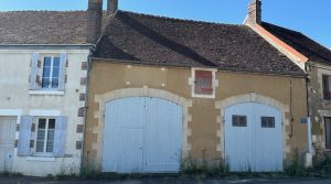 Réf 2353 SAINT AMAND EN PUISAYE