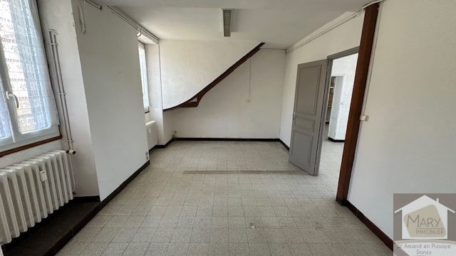 Réf 2354 SAINT AMAND EN PUISAYE