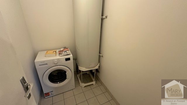 Réf 2357 SAINT AMAND EN PUISAYE