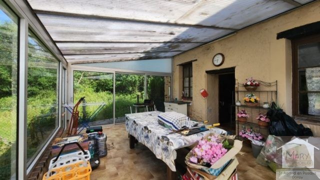 Réf 2674 SAINT AMAND EN PUISAYE