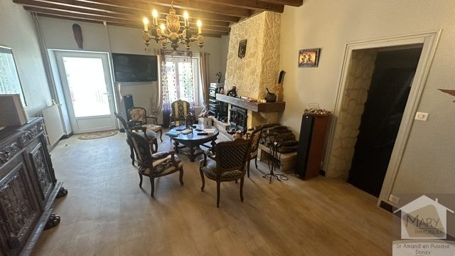 Réf 2365  Secteur Saint Amand en Puisaye
